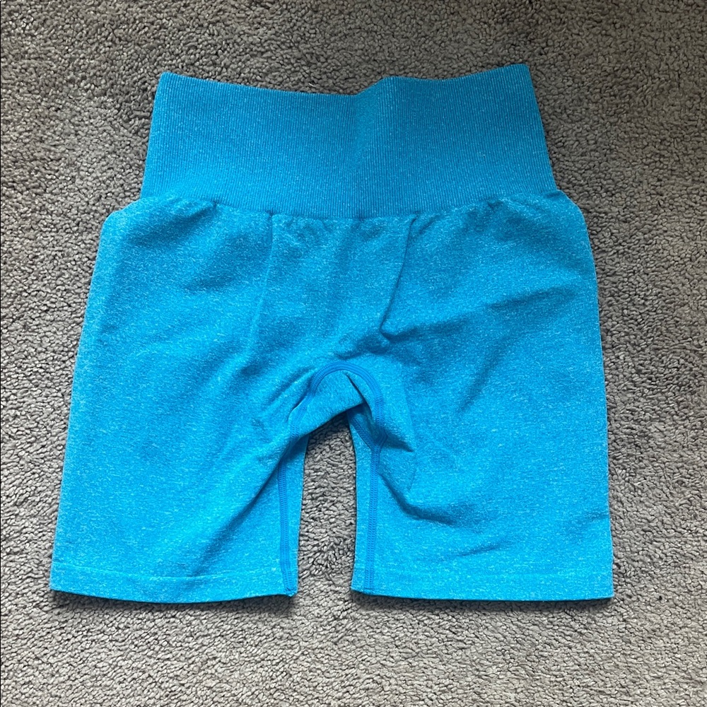 NVGTN Scrunch Seamless Shorts